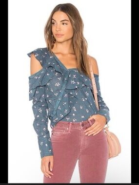 Marlow Top in China Blue & Garden Rose
PAIGE